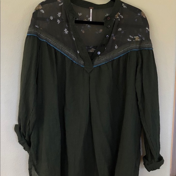 Free People Tops - Free people top 💚